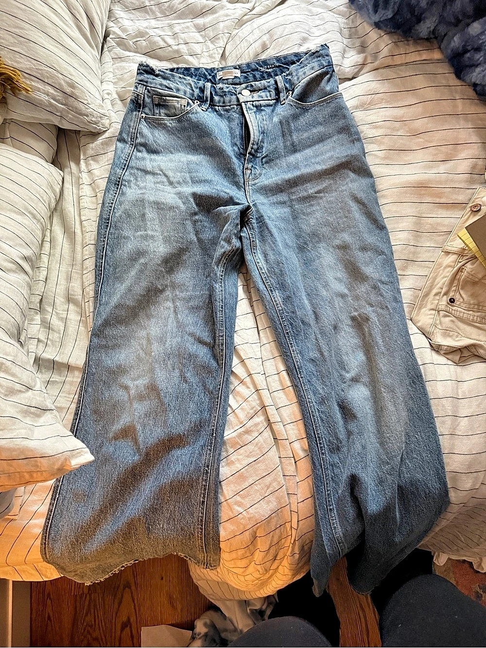 Good American Good Skate High-Rise Wide-Leg Jeans Wide Leg Jeans in Blue Size 6